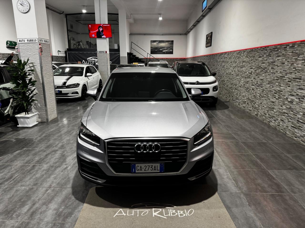 Audi Q2 30 TDI Business