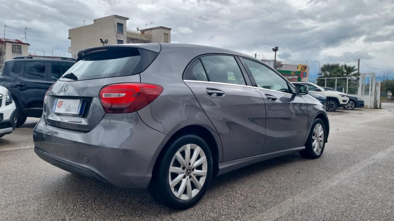 Mercedes-benz A 160 d Automatic Premium 90CV - 66KW