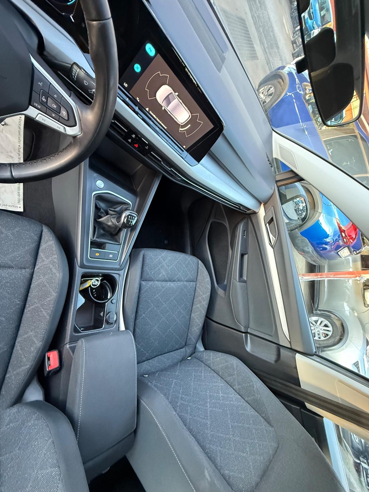 Golf 1.0 eTSI EVO- Life-unipro -garanzia-rate