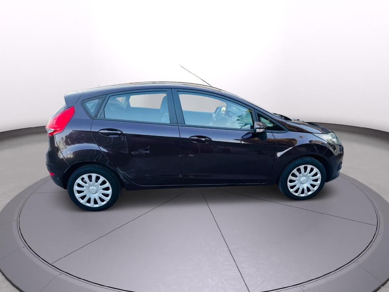 Ford Fiesta 1.2 benzina 2009 neo patentati