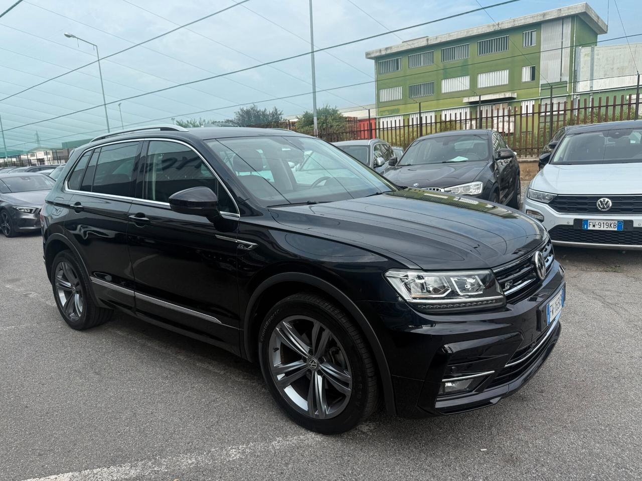 Volkswagen Tiguan 2.0 tdi R-Line Exterior Pack 4motion 150cv RLINE