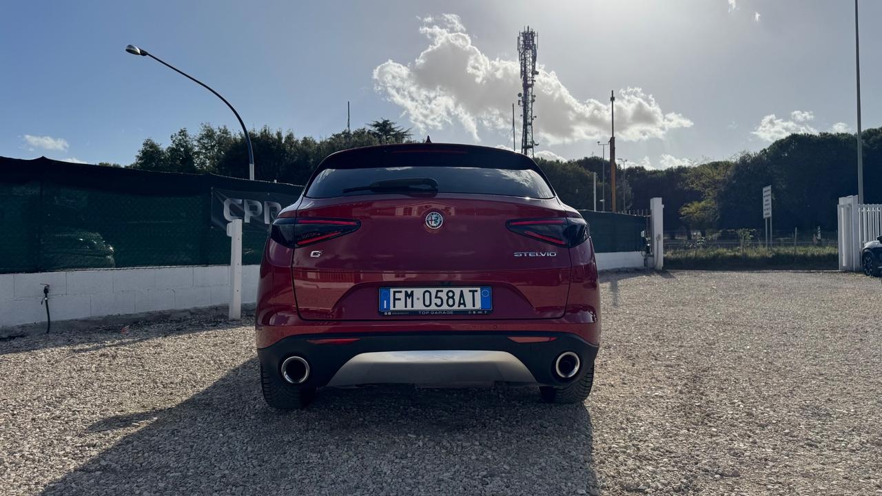 Alfa Romeo Stelvio 2.2 Turbodiesel 210 CV AT8 Q4 Super