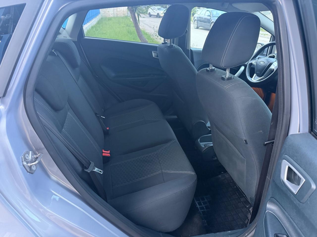 Ford Fiesta 1.4 TDCi 70 cv Titanium 2012