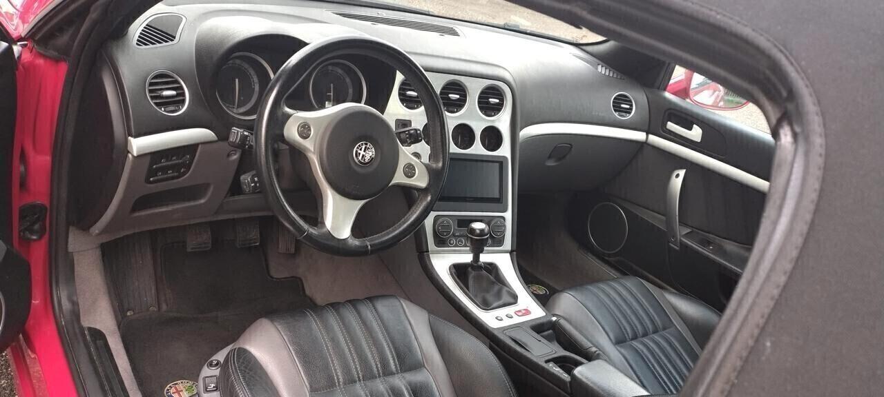 Alfa Romeo Spider 3200 V6