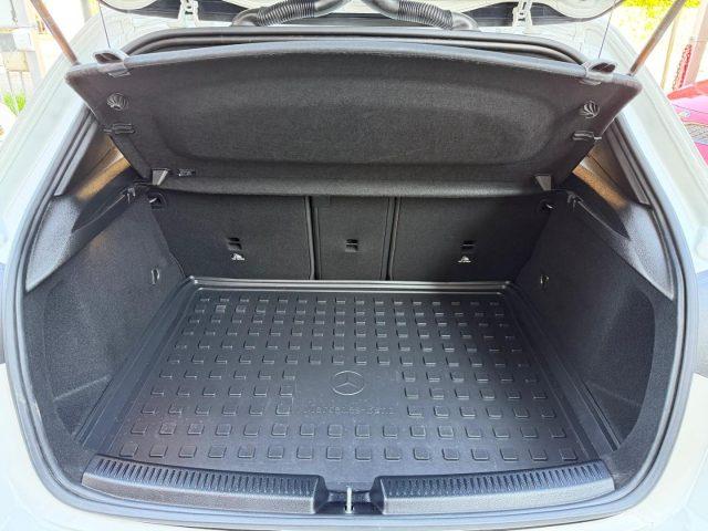 MERCEDES-BENZ A 180 d Automatic Sport