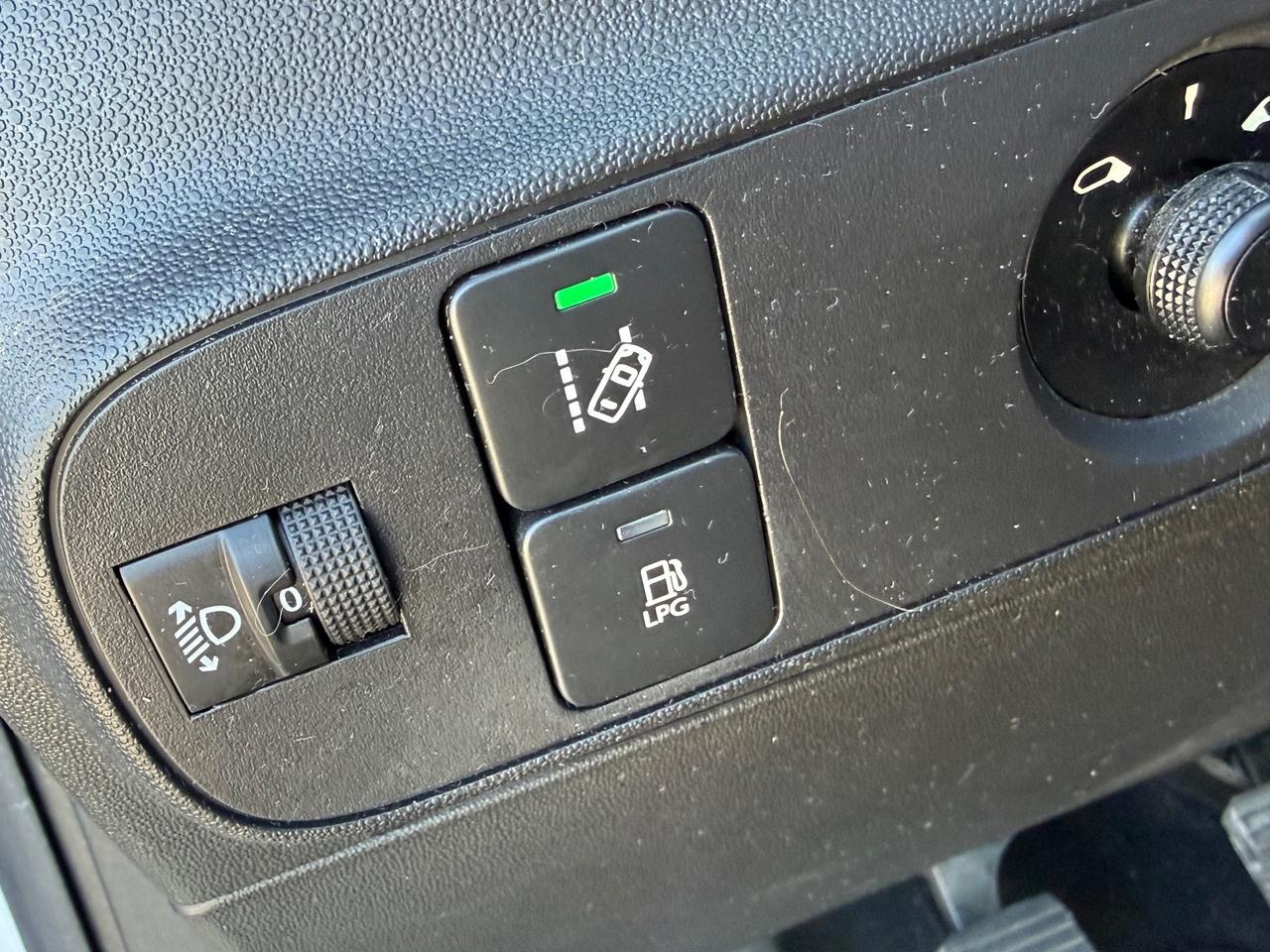 Citroen C3 PureTech 82 GPL Feel