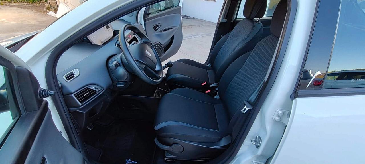 Lancia Ypsilon 1.2 69 CV "KM 41000"
