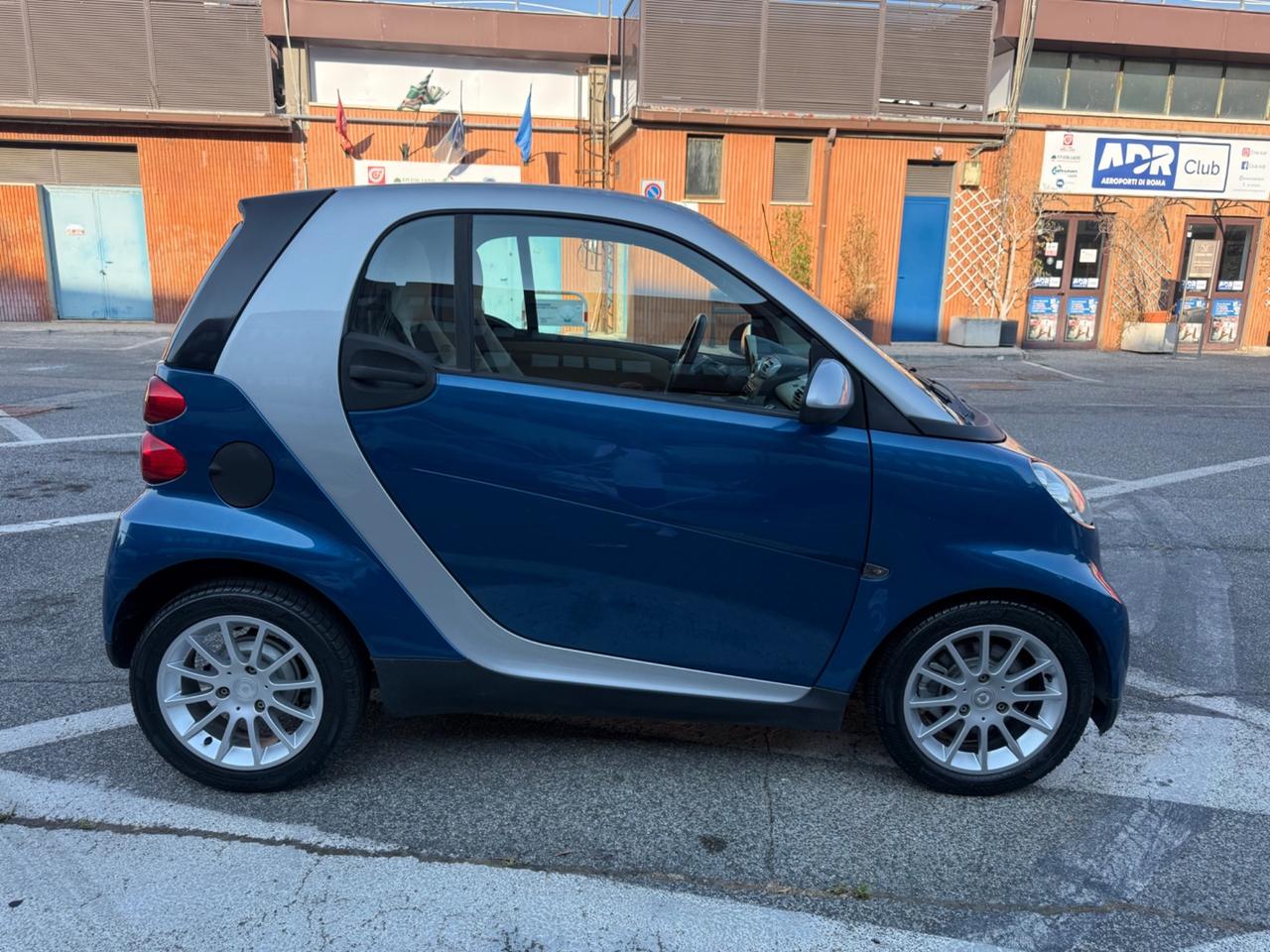 Smart ForTwo 800 33 kW coupé passion cdi