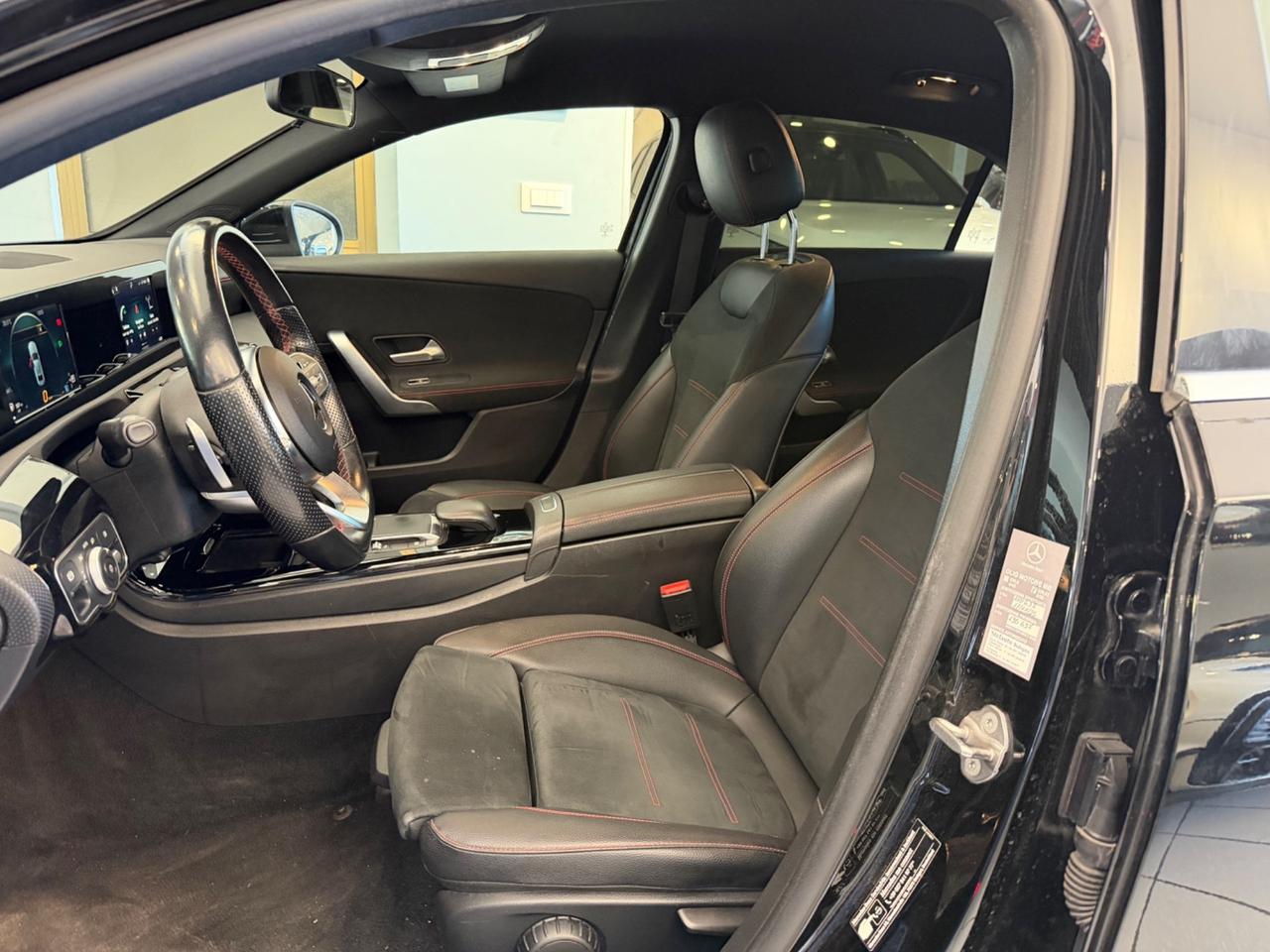 Mercedes-Benz A 200 Automatic 4p. Premium AMG BERLINA SEDAN