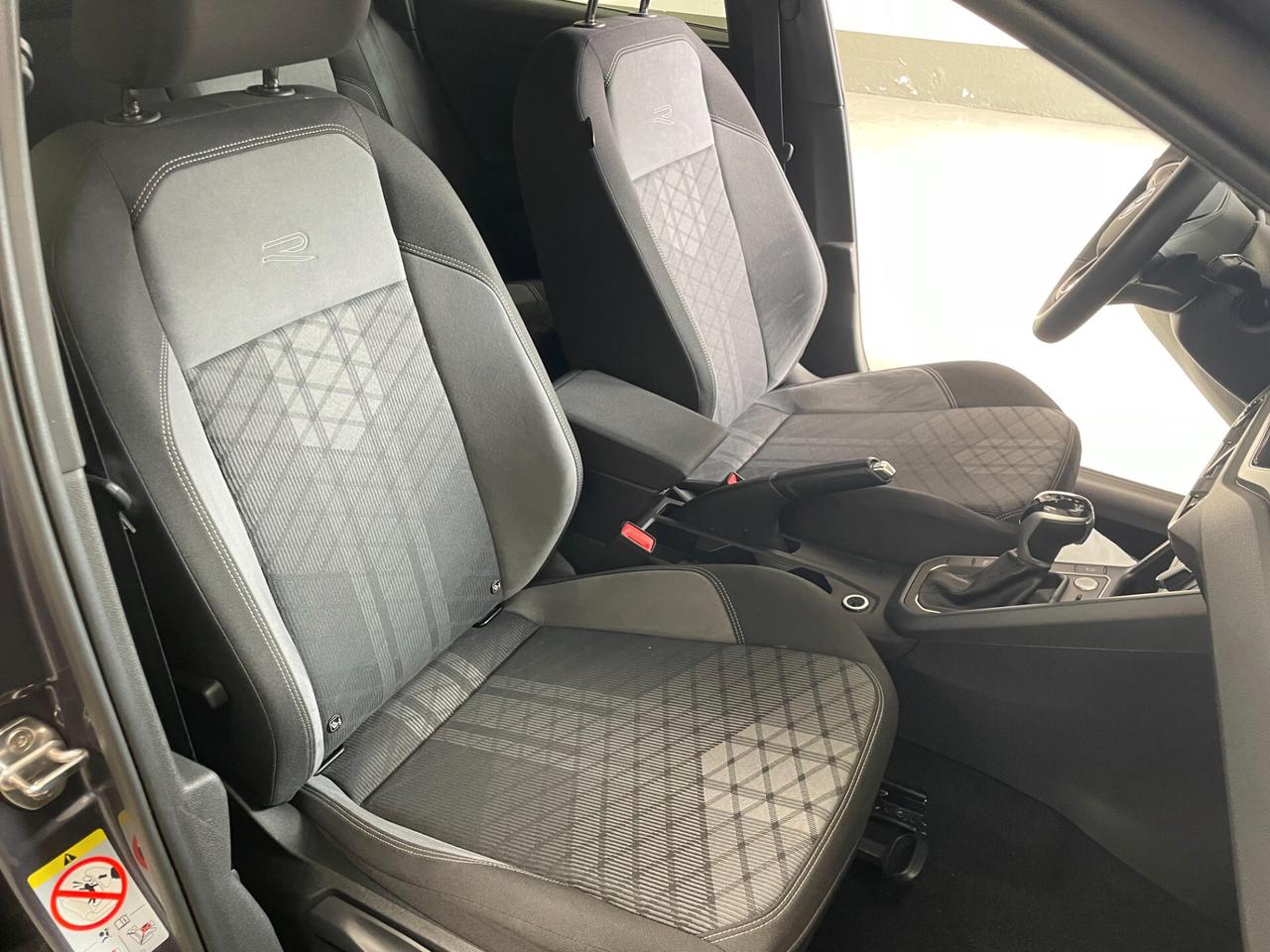 Volkswagen Polo 1.0 TSI 95CV DSG R-Line