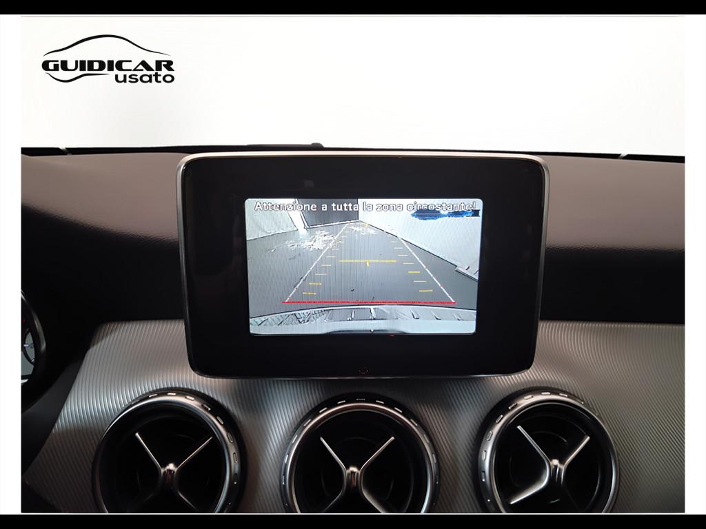 Mercedes-Benz GLA-X156 2014 - GLA 220 d (cdi) Sport 4matic 170cv auto