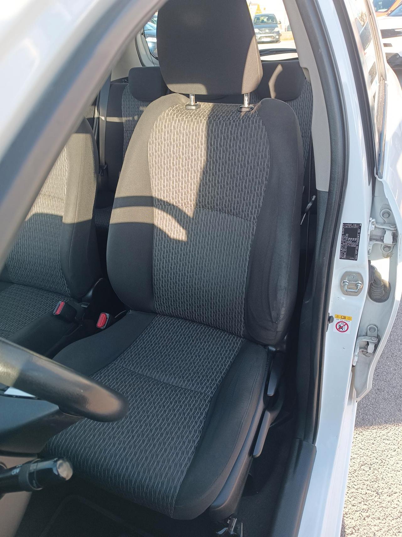 Toyota Yaris 5 Porte Yaris 5p 1.0 Lounge