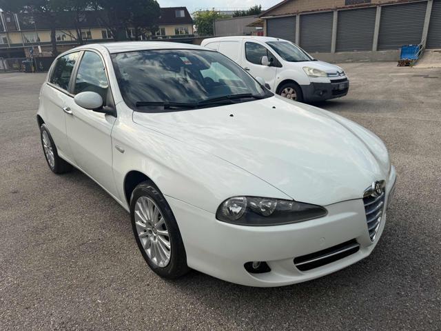 ALFA ROMEO 147 129,364km 1.9 JTD (120) 5p Progression Bellissima