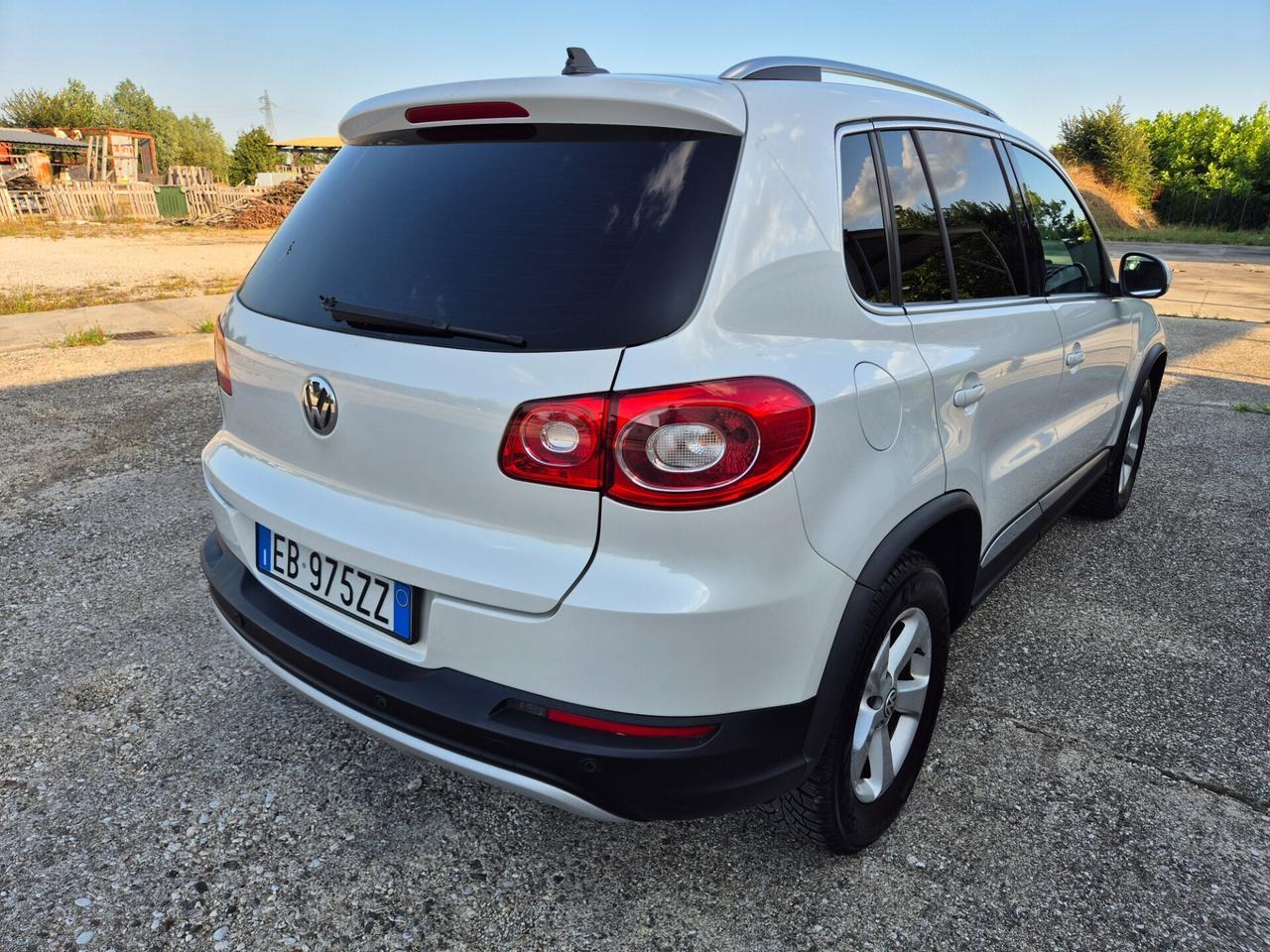 Volkswagen Tiguan 2.0 TDI DPF 4MOTION DSG Sport & Style
