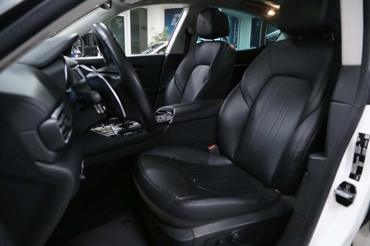 Maserati Levante V6 Diesel 250 cv AWD auto