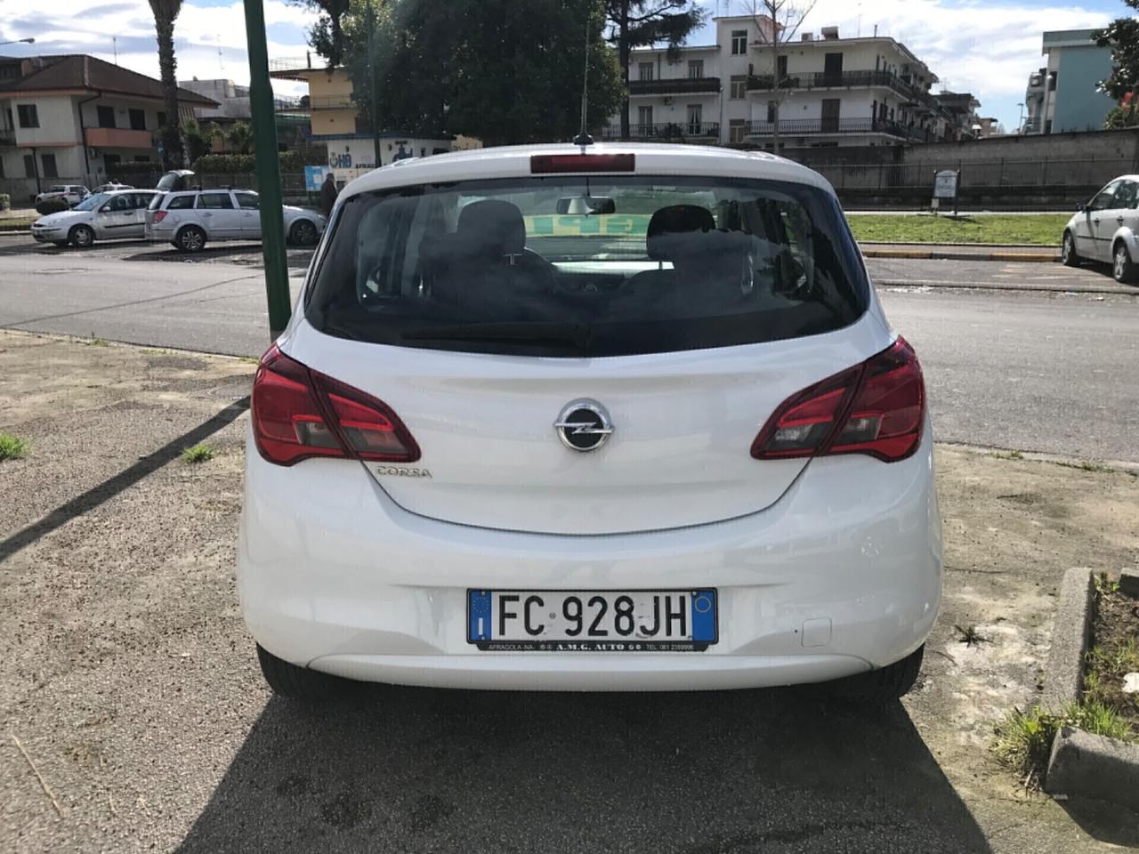 Opel Corsa 1.4 90CV GPL Tech 5 porte B-Color