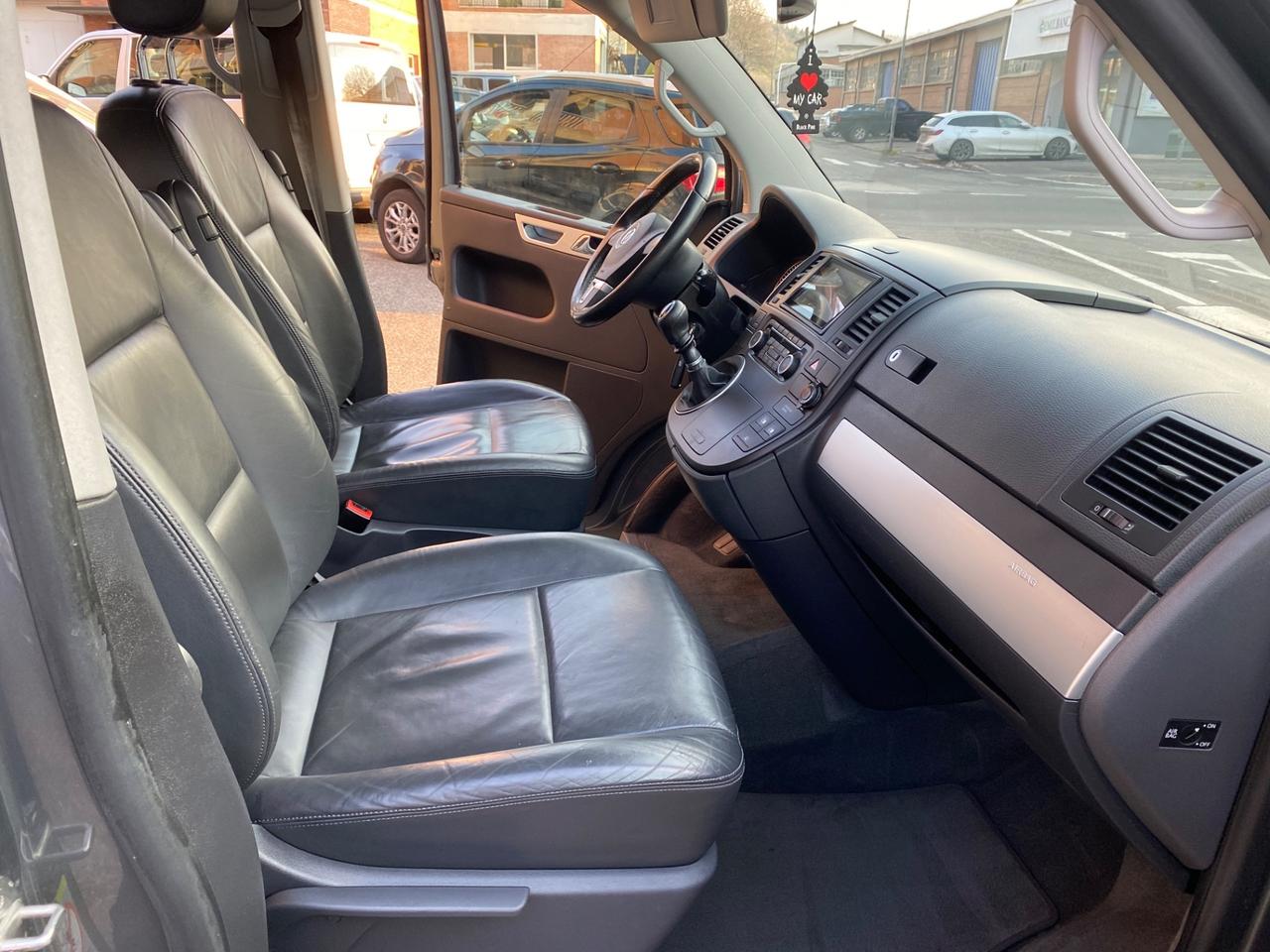 Volkswagen Multivan 2.0 TDI 140CV Highline 7 posti NEOPATENTATI!!!