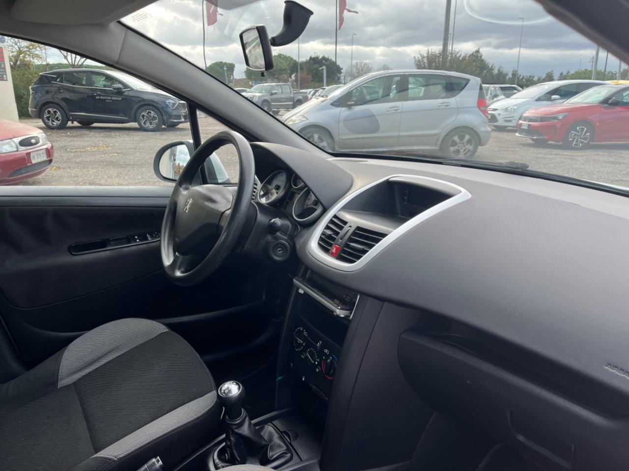 Peugeot 207 1.4 8V 75CV 5p. X Line ECO GPL ok neopatentati