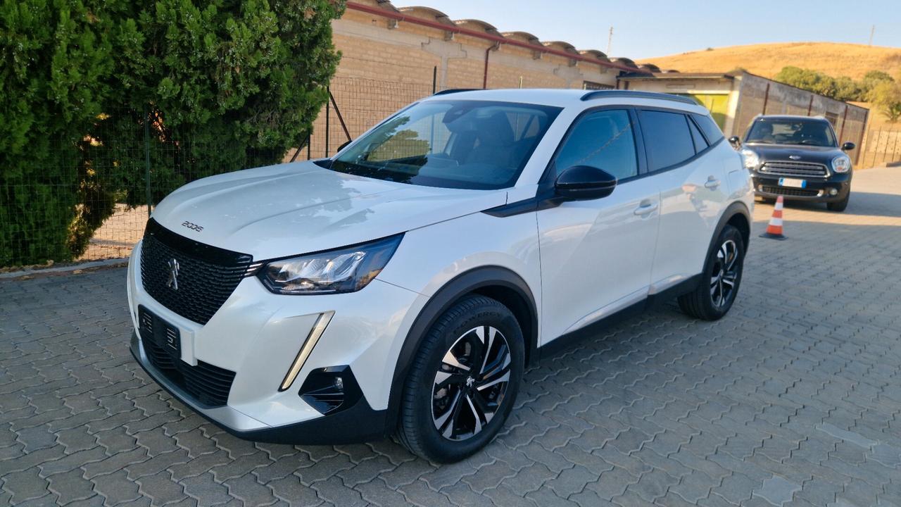 Peugeot 2008 BlueHDi 130 EAT8 Allure Pack 2022