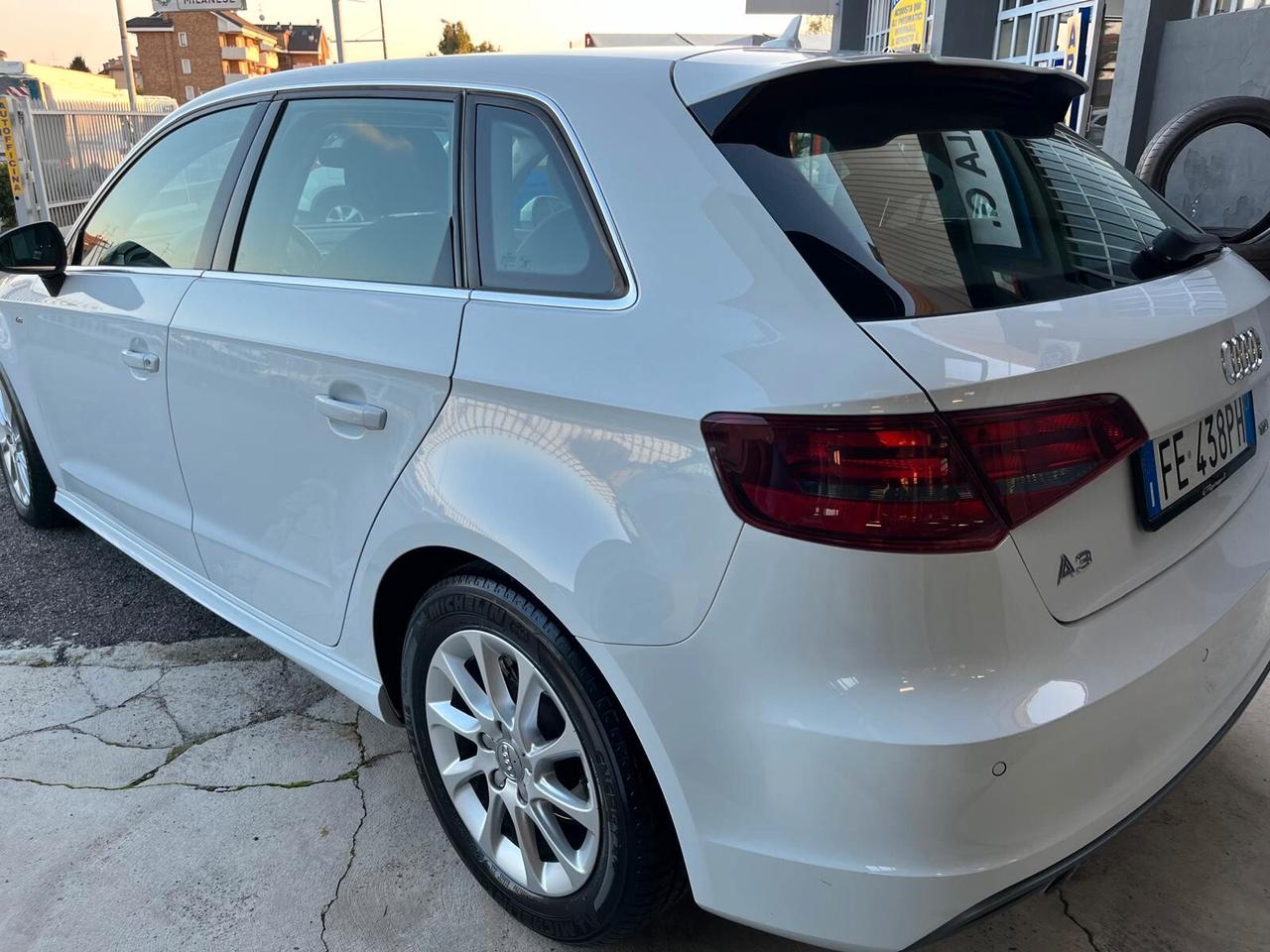 Audi A3 SPB 1.6 TDI clean diesel S tronic Ambition