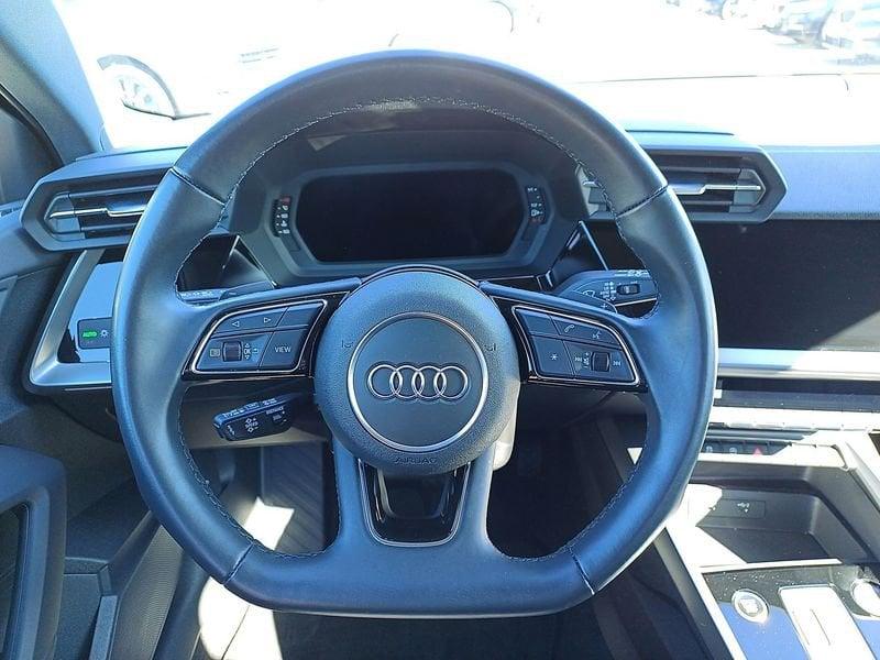 Audi A3 Sportback 35 1.5 tfsi mhev Business Advanced s-tronic