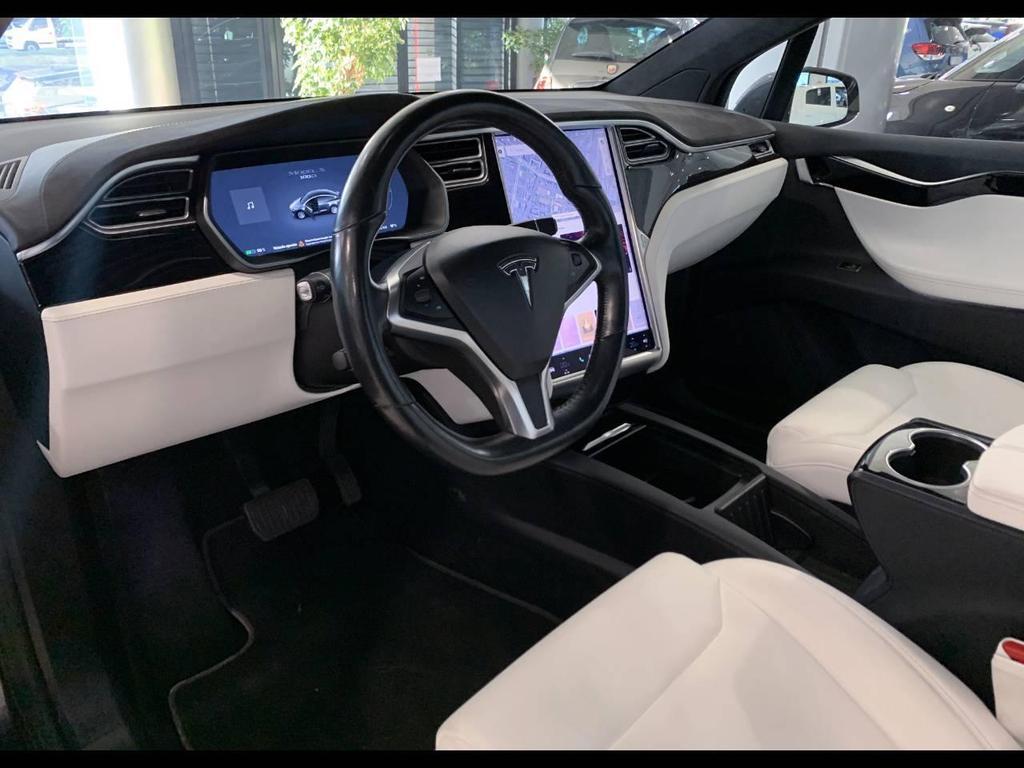 Tesla Model X D 100 D