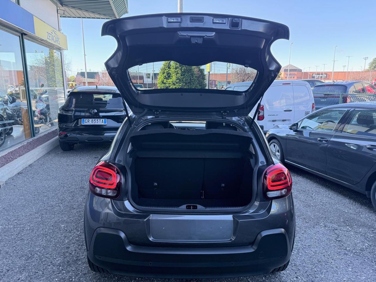 Citroen C3 1.2 puretech Max s&s 110cv