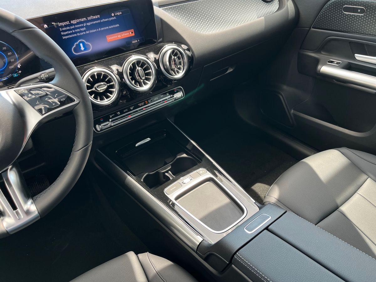 Mercedes-Benz EQA 250+