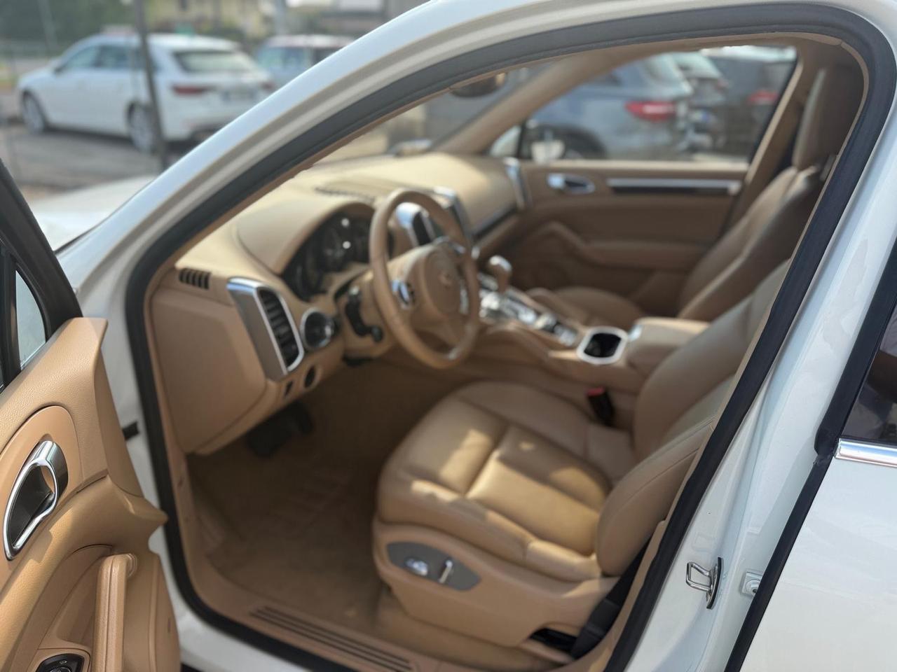Porsche Cayenne 3.0 V6 tdi 245cv tiptronic Euro5b