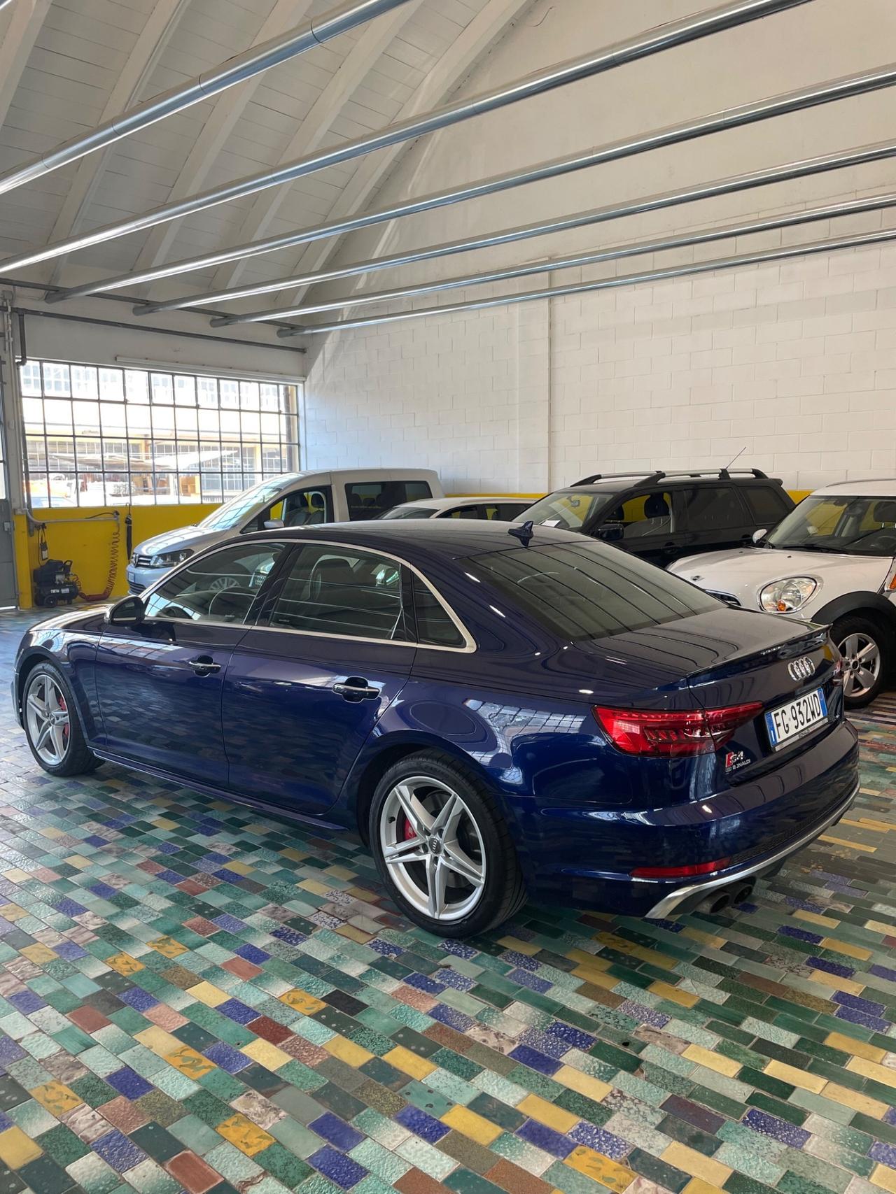 Audi A4 S4 3.0 TFSI 354CV UNICO PROPRIETARIO