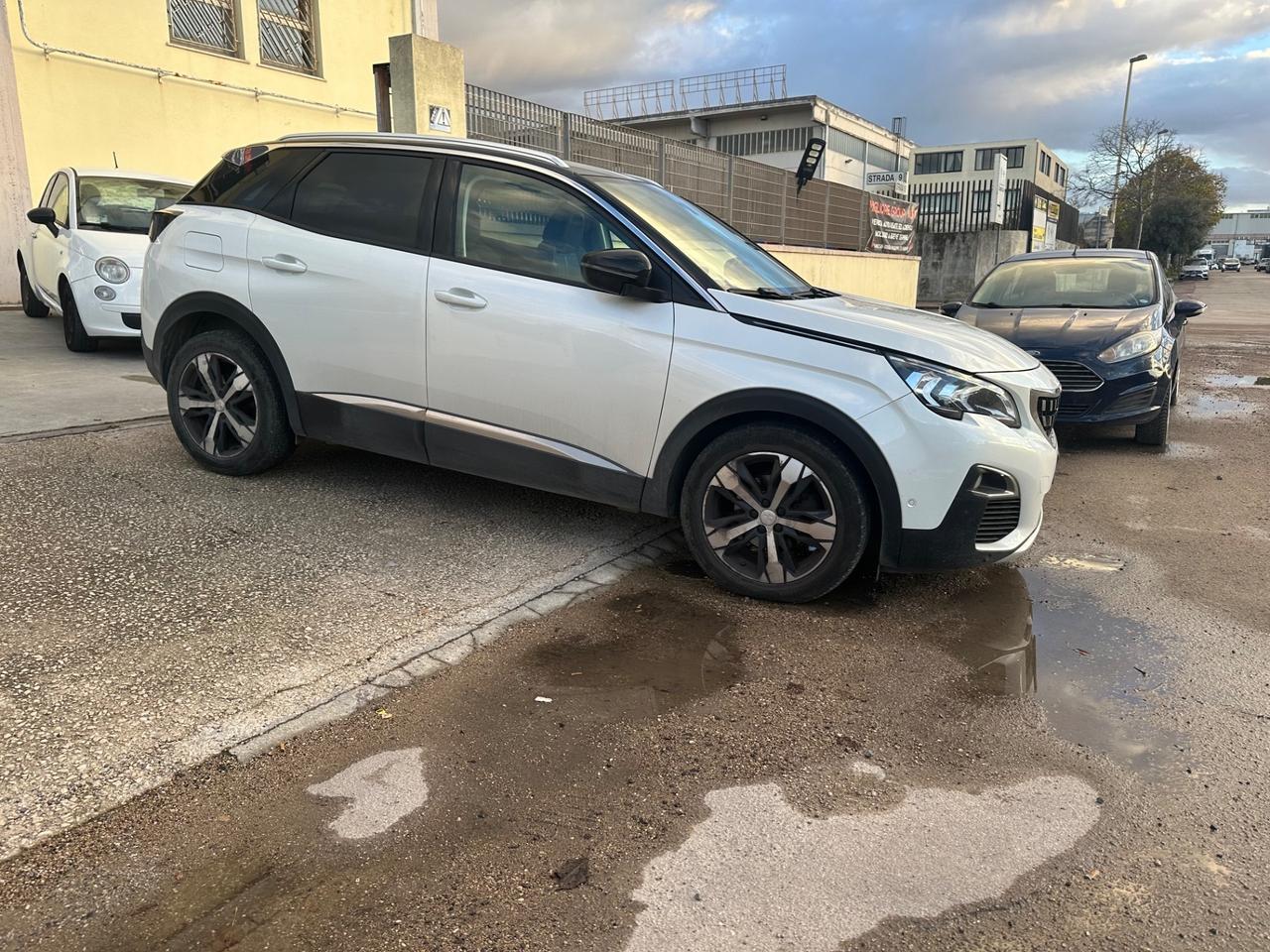 Peugeot 3008 BlueHDi 130 S&S Allure