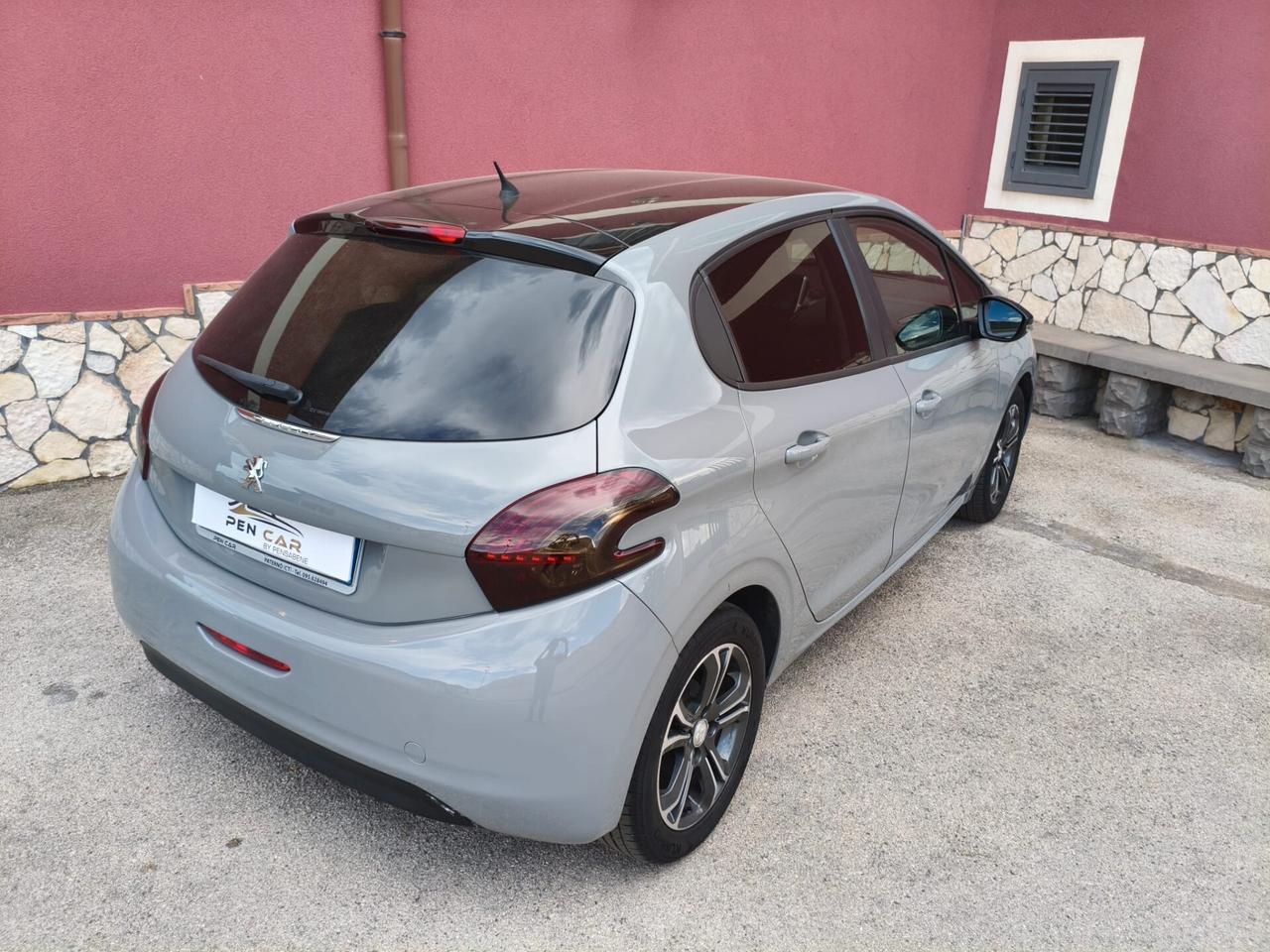 Peugeot 208 1.4 HDi 68 CV 5 porte Active