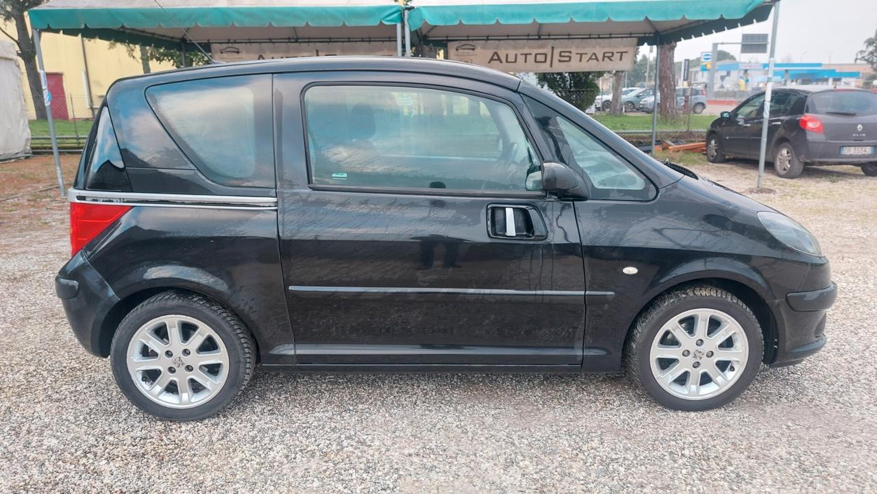 Peugeot 1007 1.6 Sporty 2Tronic