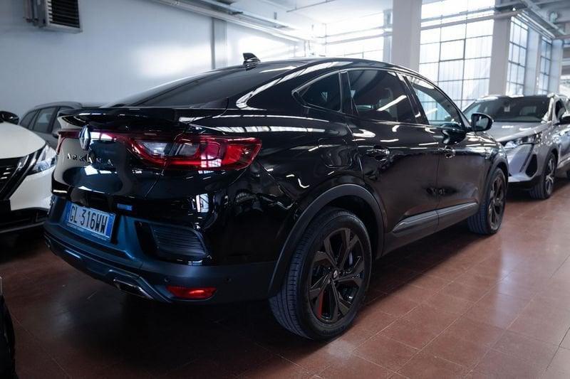 Renault Arkana 1.6 E-Tech full hybrid R.S. Line Fast Track 145cv