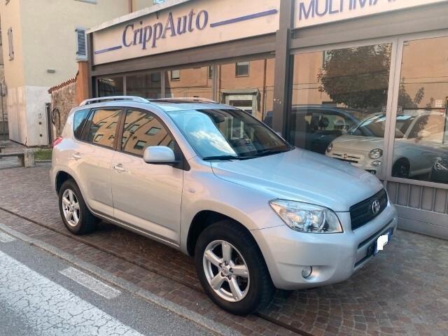 Toyota RAV4 2.0 4X4 Luxury Automatico GPL