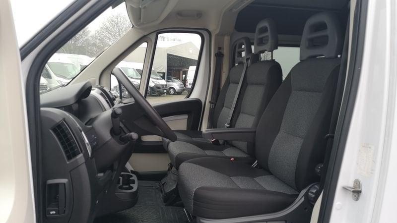 FIAT Ducato 33 2.3 MJT 140CV PM-TM 7 Posti Semi Vetrato Gancio traino