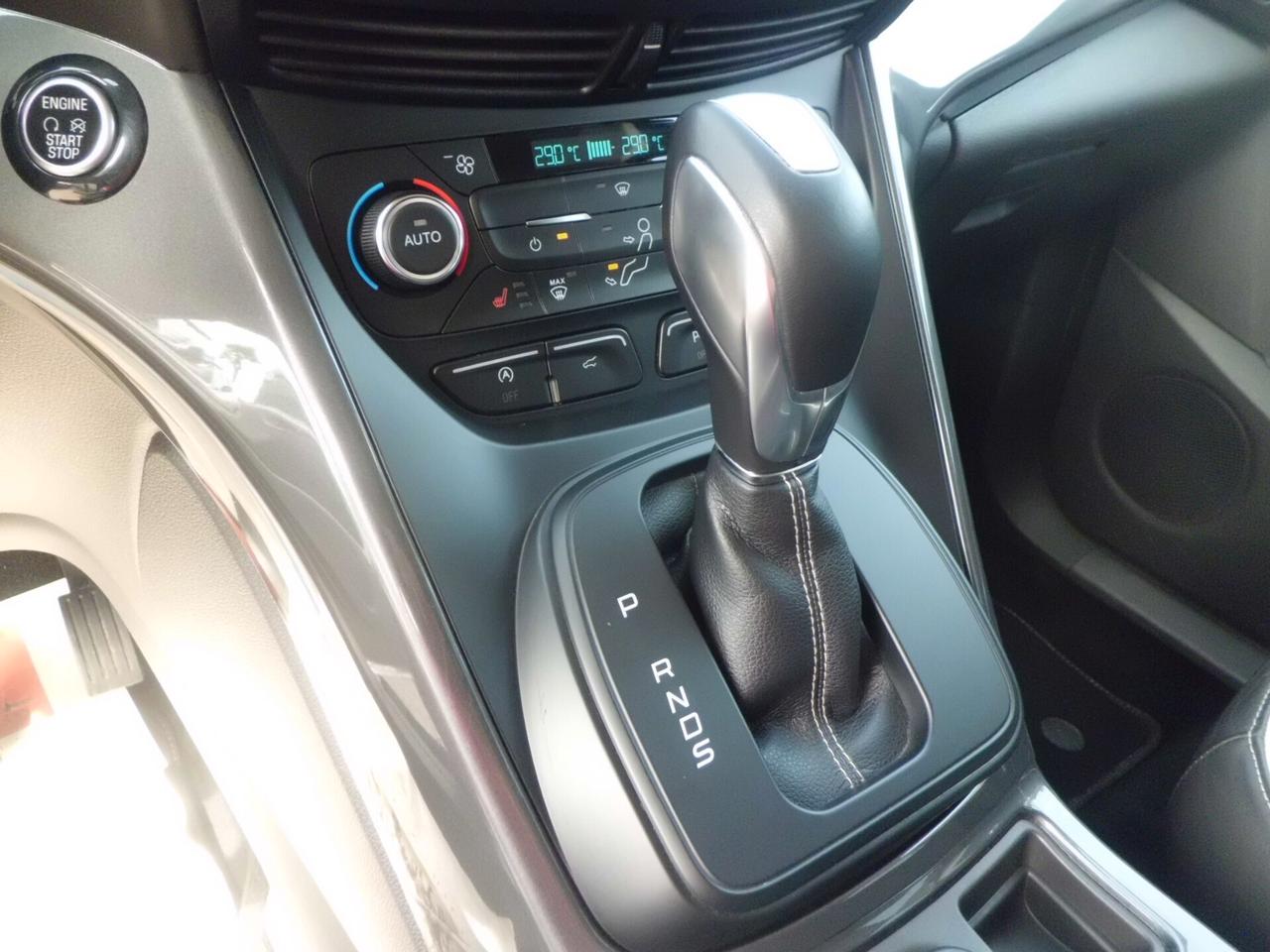 Ford Kuga 2.0 TDCI 150 CV S&S 4WD Powershift Vignale