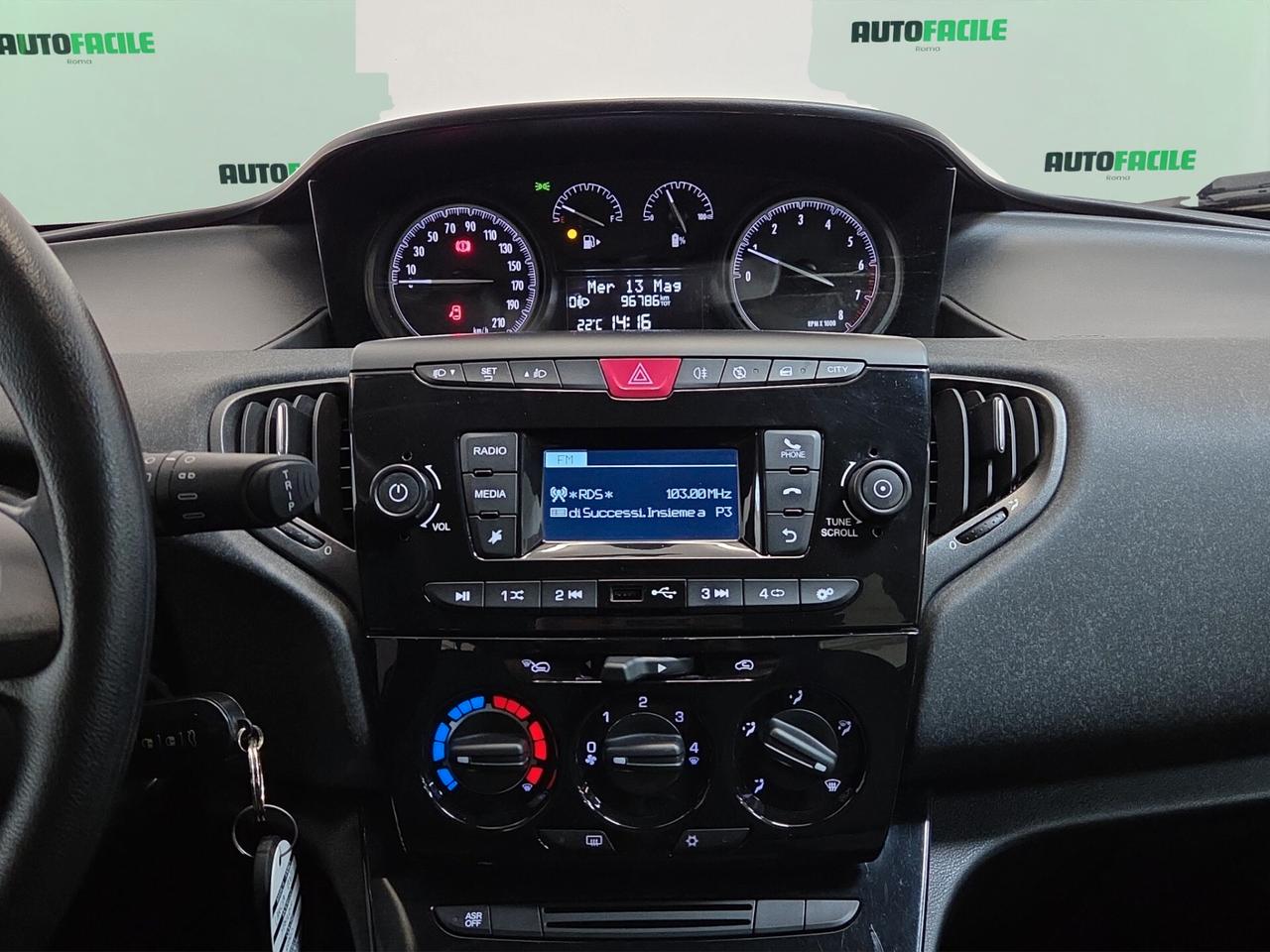 Lancia Ypsilon 1.0 Hybrid Ecochic 69CV - PRONTA CONSEGNA