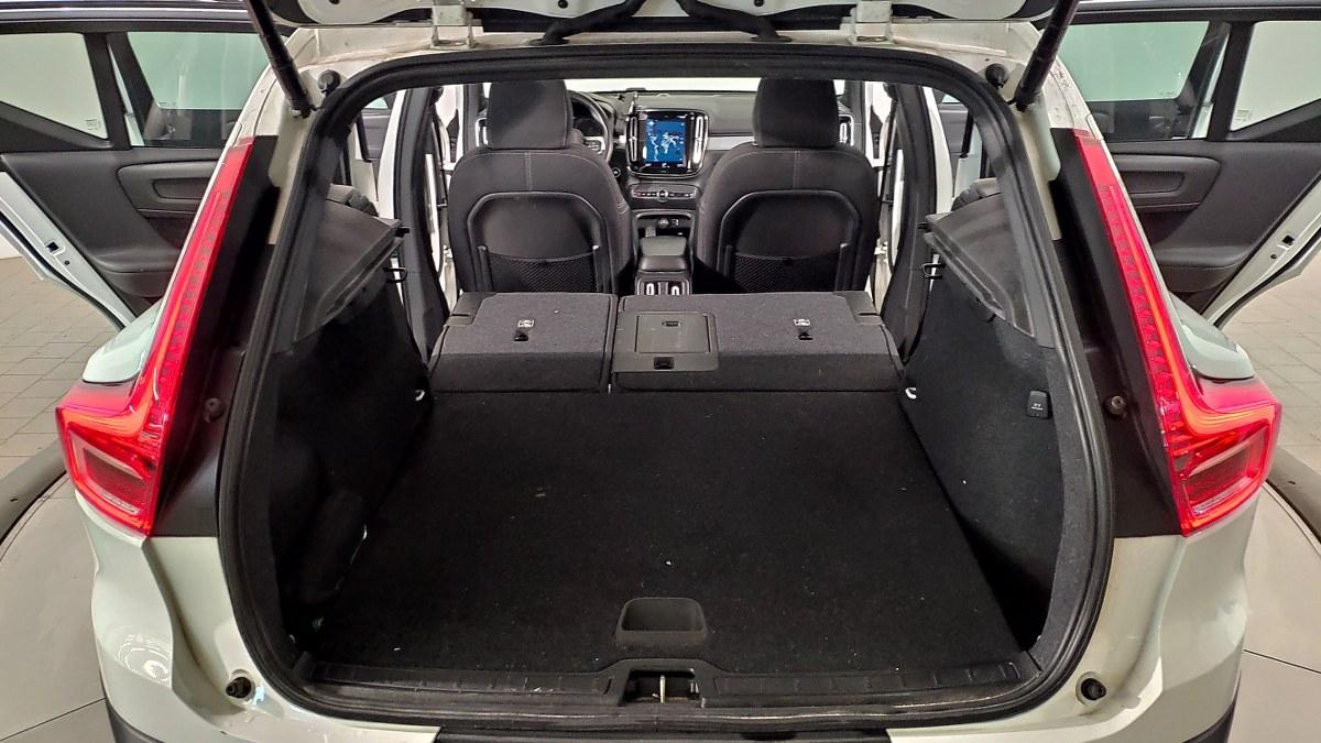 VOLVO Xc40 T2 Geartronic Momentum Pro