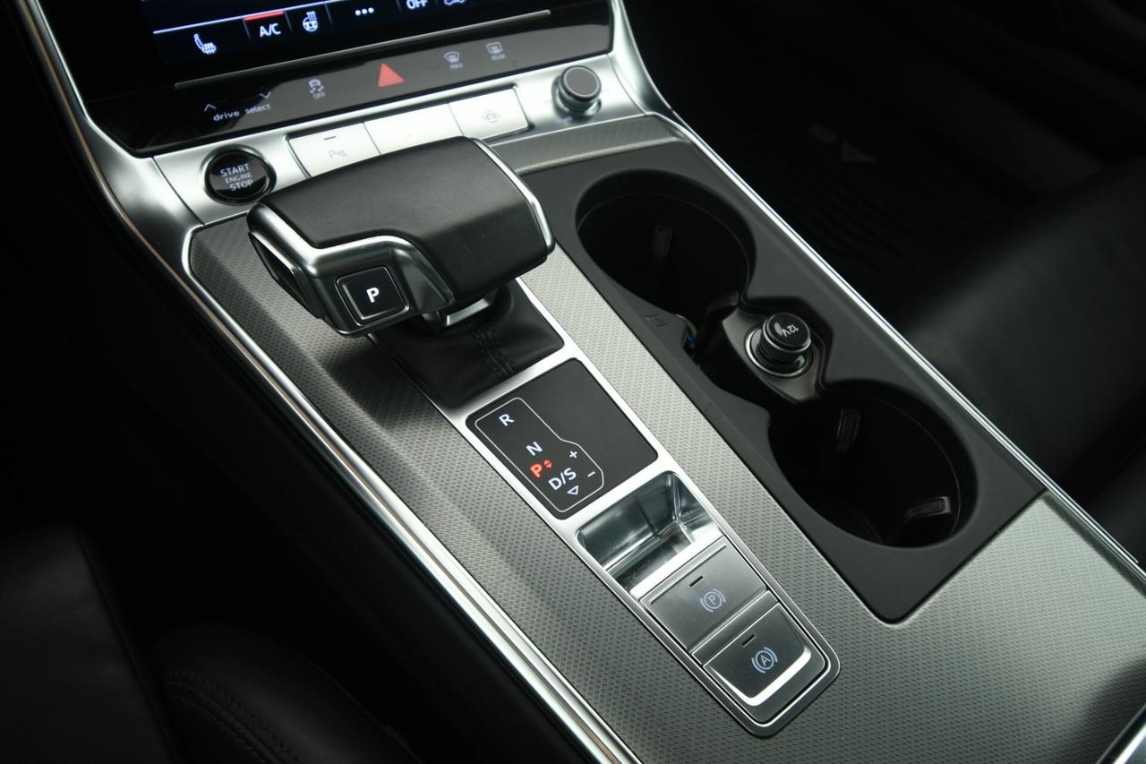 Audi A6 Avant 40 2.0 TDI S tronic Business Sport