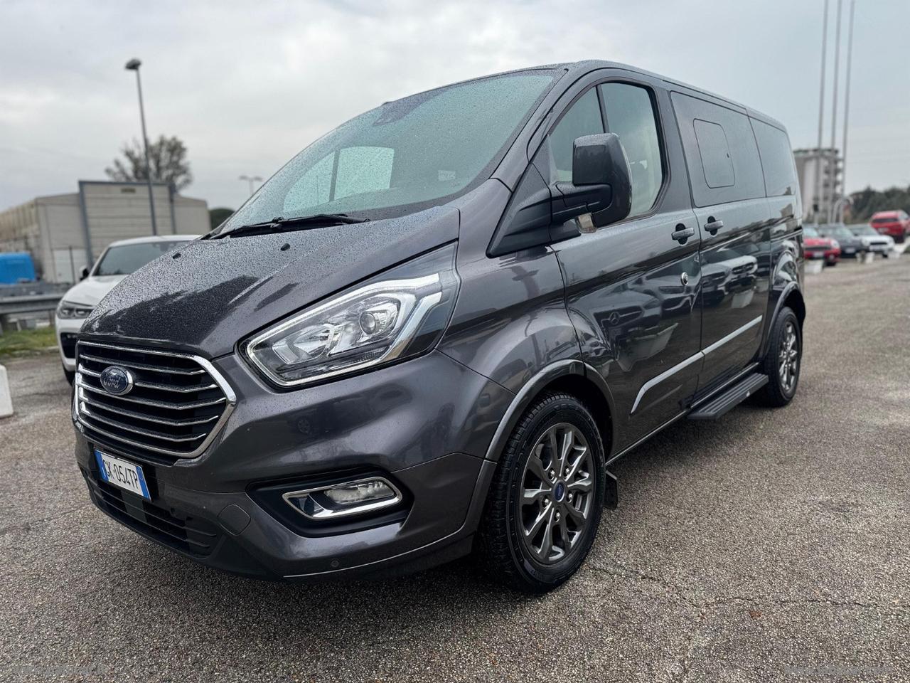 Tou.Cust. 320 2.0 EcoB 130 MHEV PC Tit.