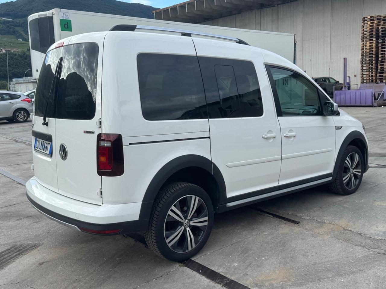 VW CADDY ALLTRACK 2.0 TDI 122 CV 4MOTION MANUALE