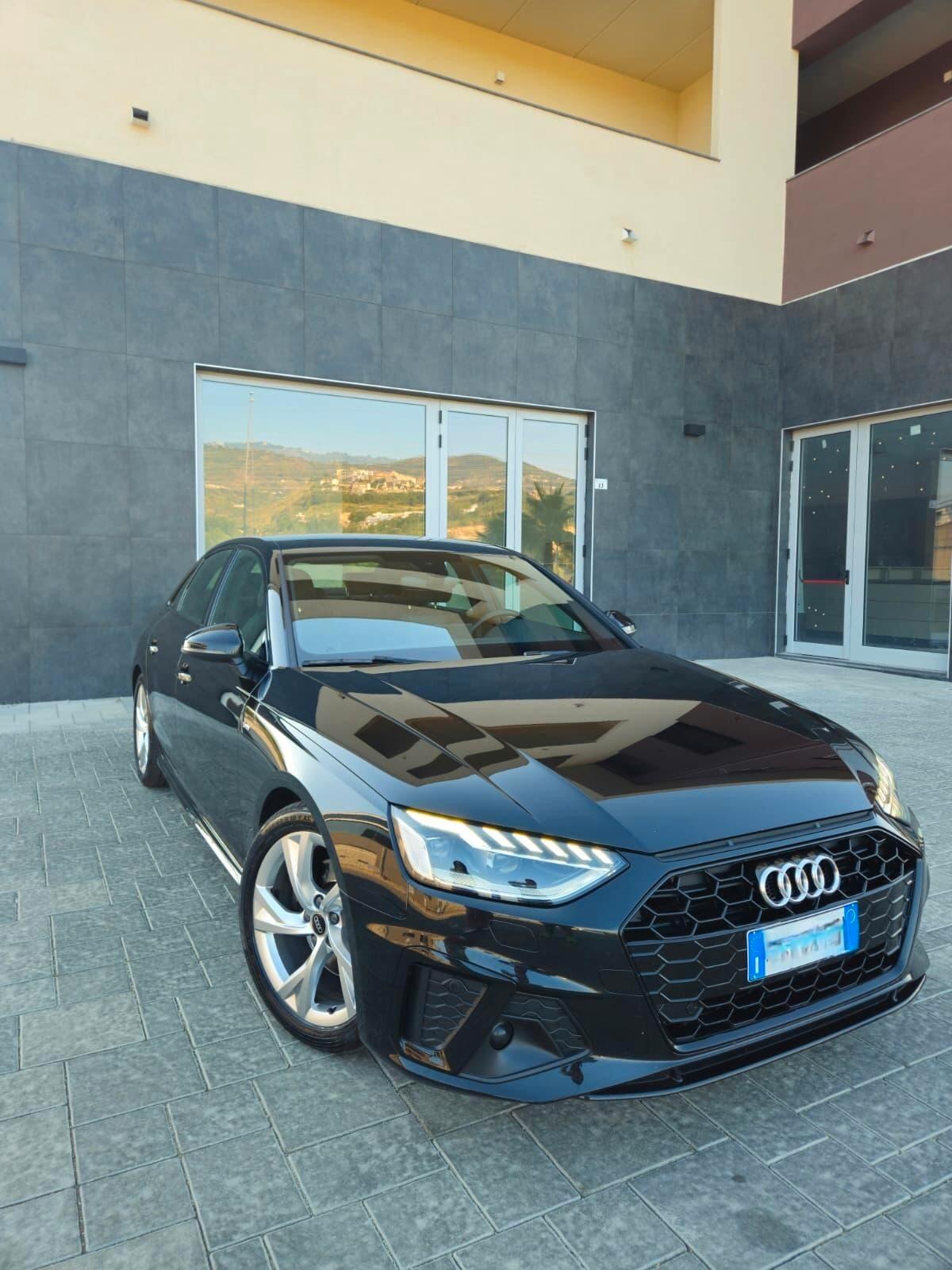 Audi A4 40 TDI S tronic line edition