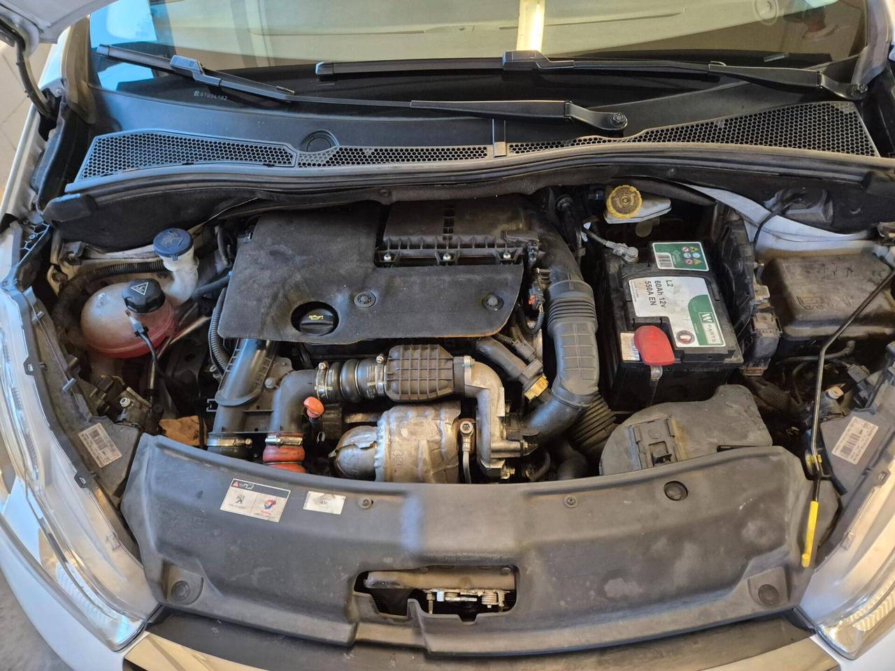 Peugeot 208 BlueHDi 100 5 porte GT Line PERFETTA