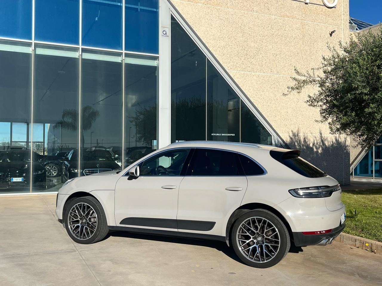 Porsche Macan 2.0 245cv pdk