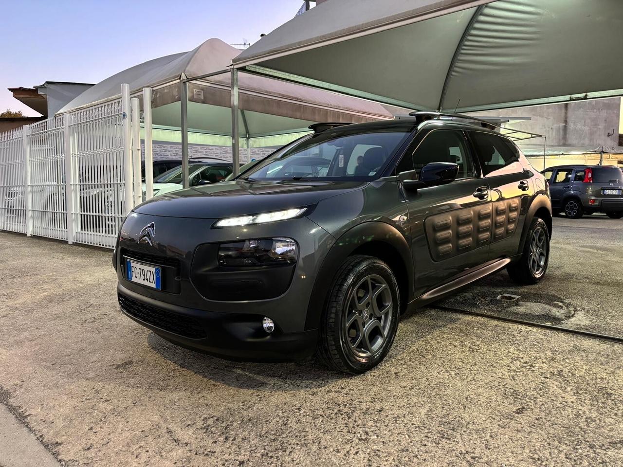 Citroen C4 Cactus BlueHDi 100 Shine