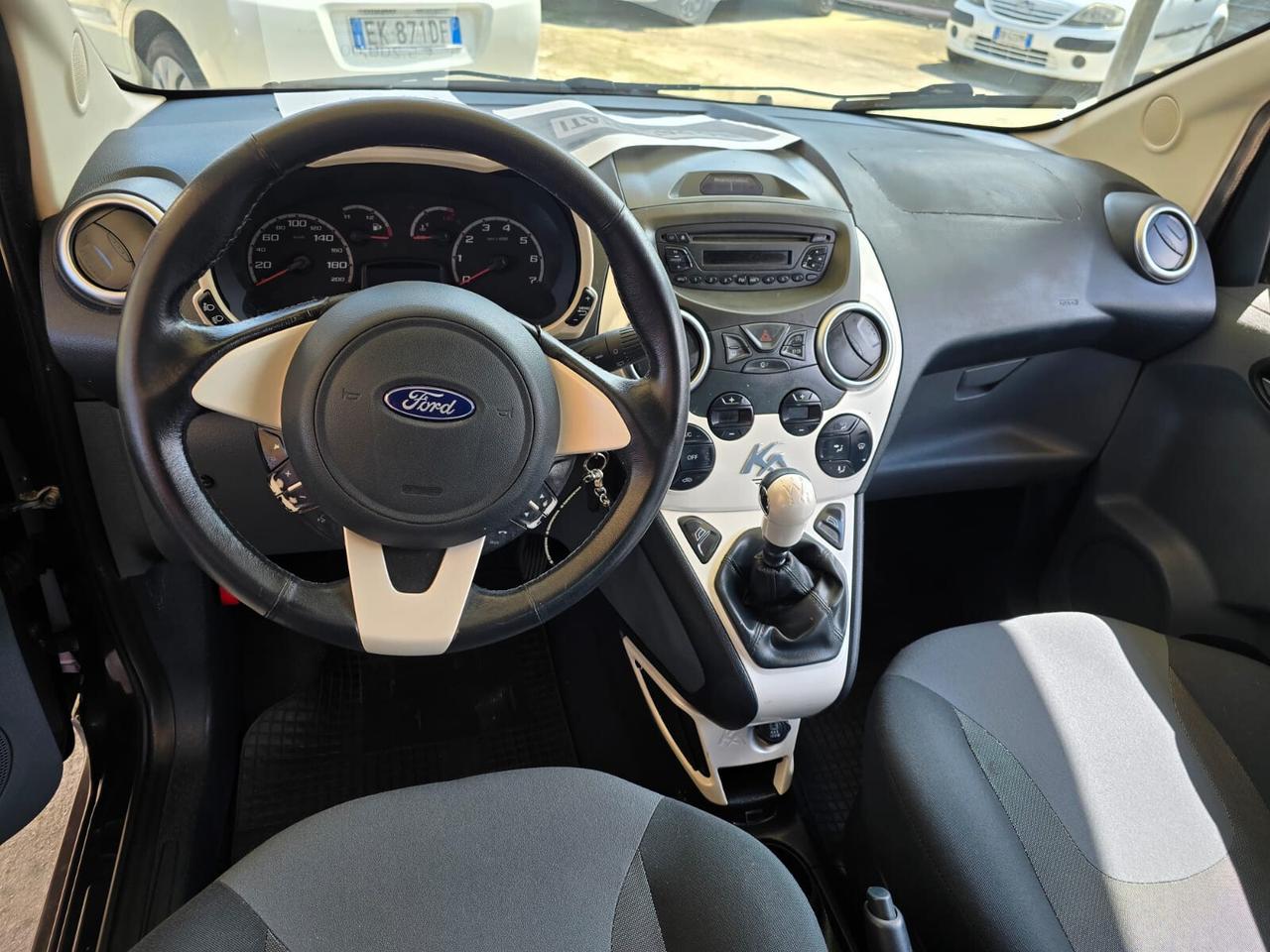 Ford Ka Ka+ 1.2 8V 69CV Titanium
