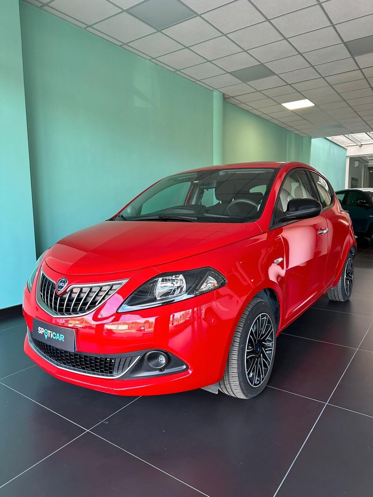 Lancia Ypsilon 1.0 HYBRID GOLD 11/2022 FULL