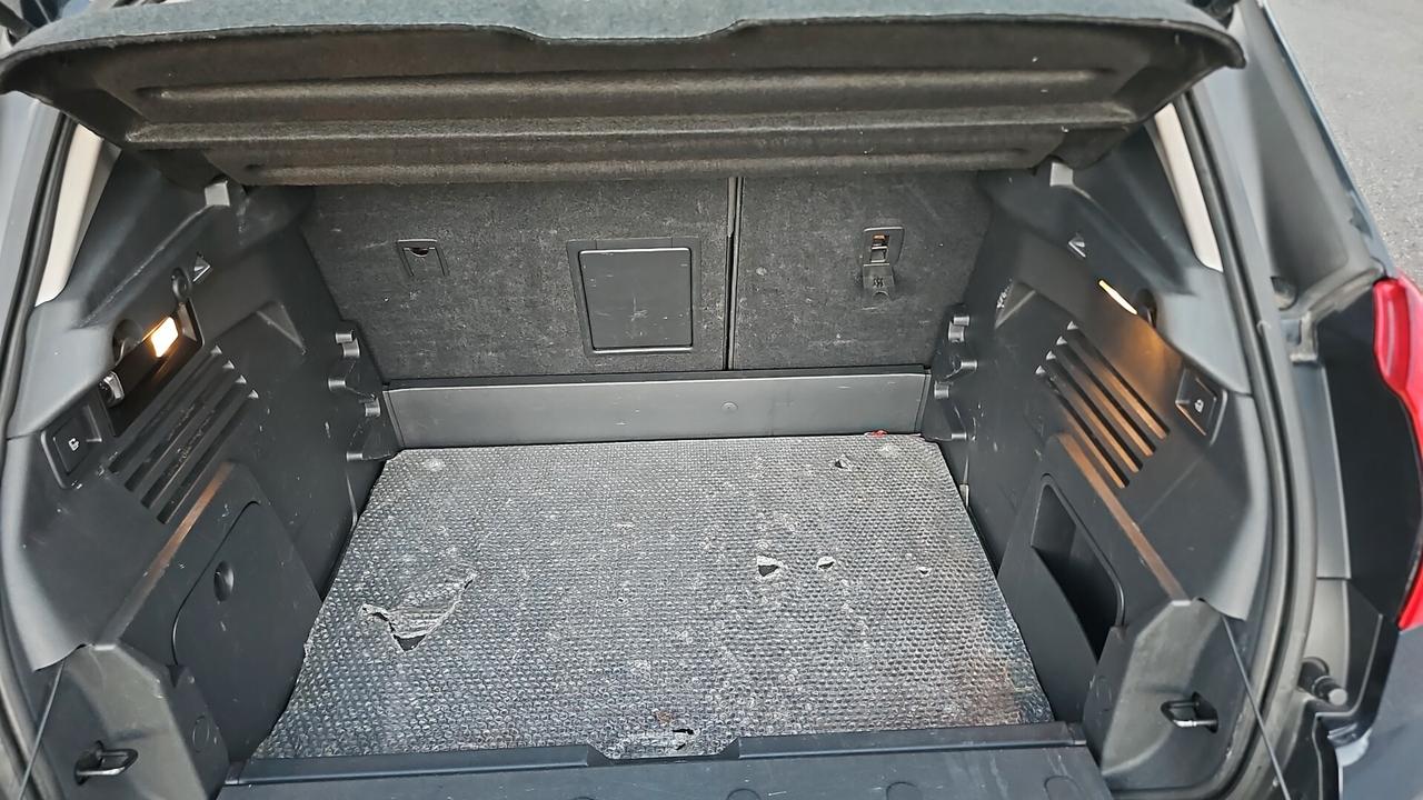 Peugeot 3008 1.6 HDi 115CV