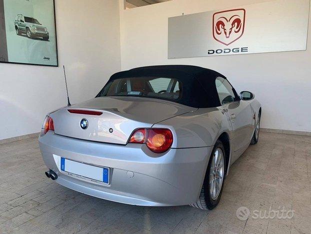 BMW Z4 2.5i (E85) - 2004